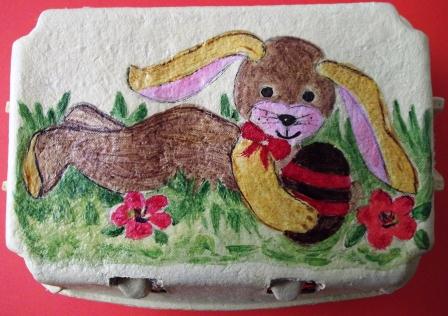 Boite à oeufs peintes à la main - Lapin