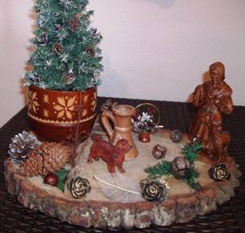 Socle en bois décoré